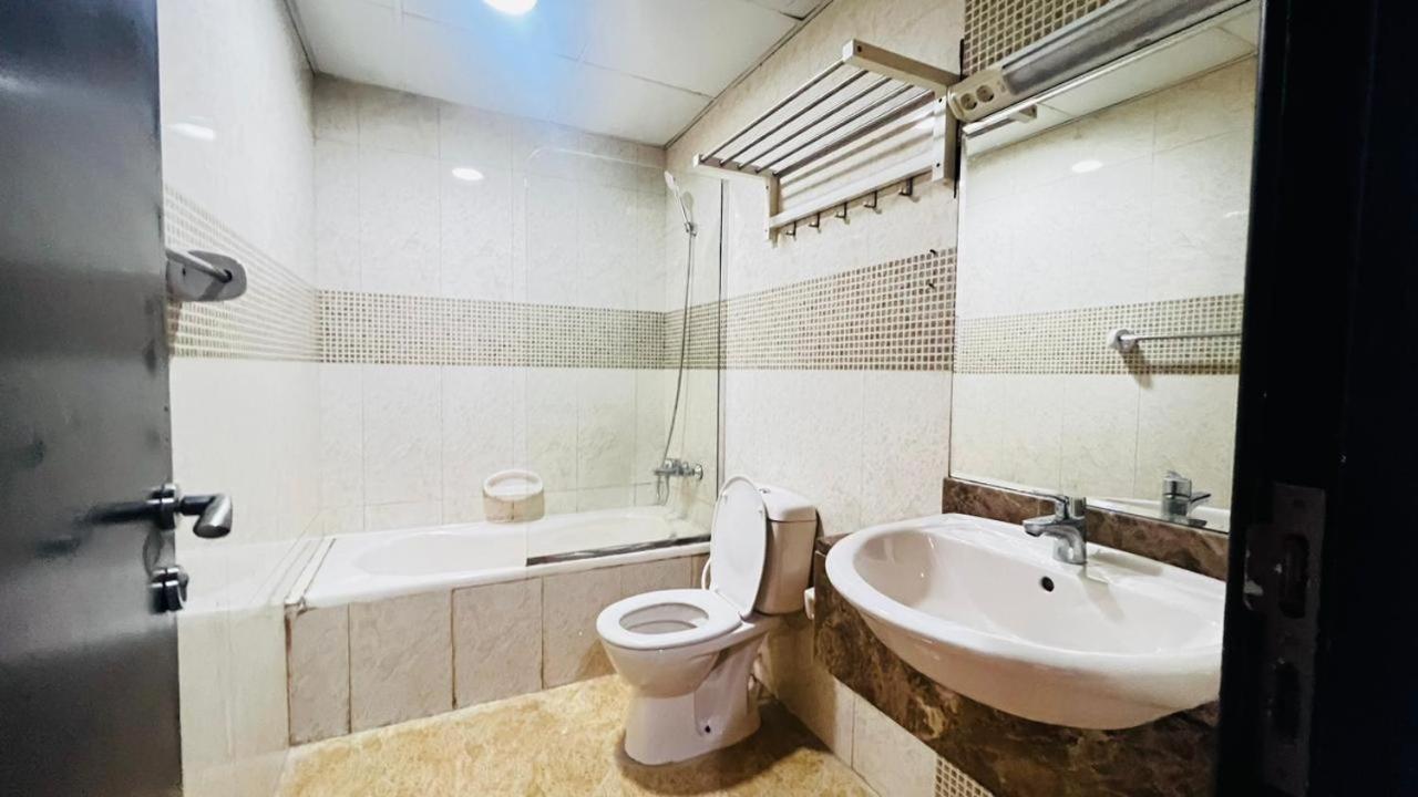 Traveller Partition Room In Al Barsha 1 Near Metro 두바이 외부 사진