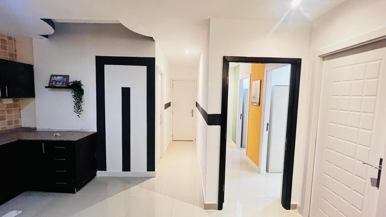 Traveller Partition Room In Al Barsha 1 Near Metro 두바이 외부 사진