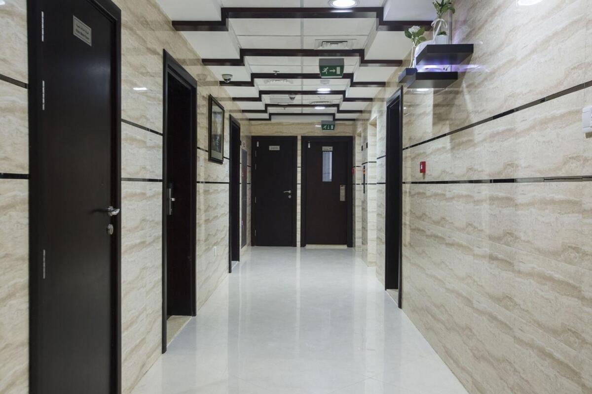 Traveller Partition Room In Al Barsha 1 Near Metro 두바이 외부 사진