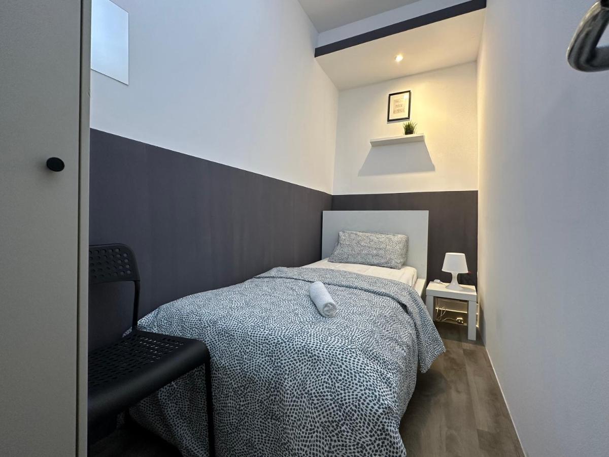 Traveller Partition Room In Al Barsha 1 Near Metro 두바이 외부 사진